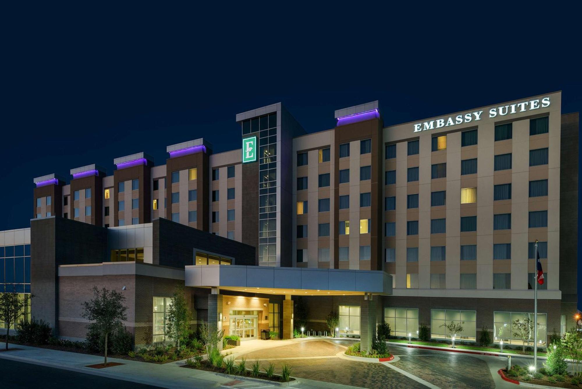 Embassy Suites By Hilton College Station Exterior foto